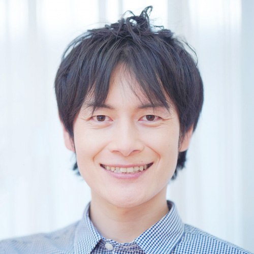 おでこを出したい人におすすめの髪型の写真